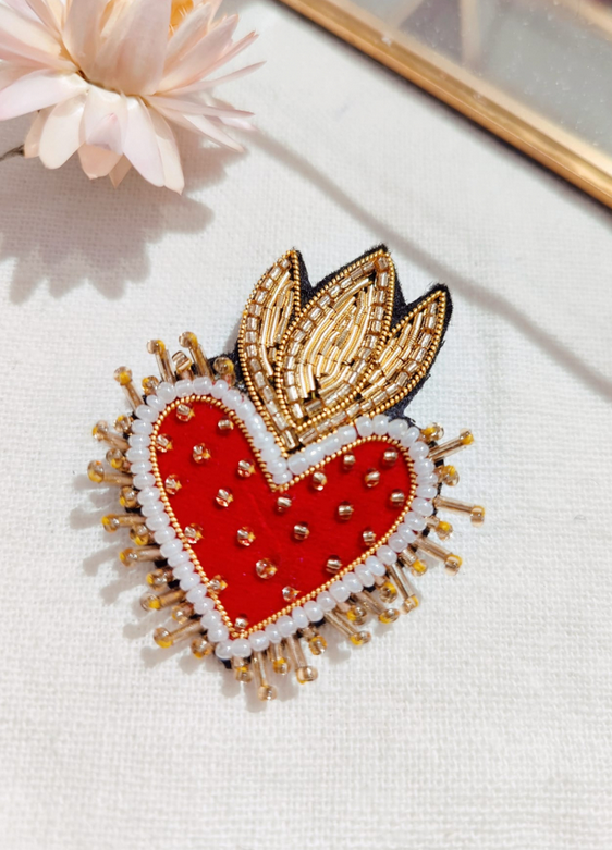 Broche artisanale ex voto