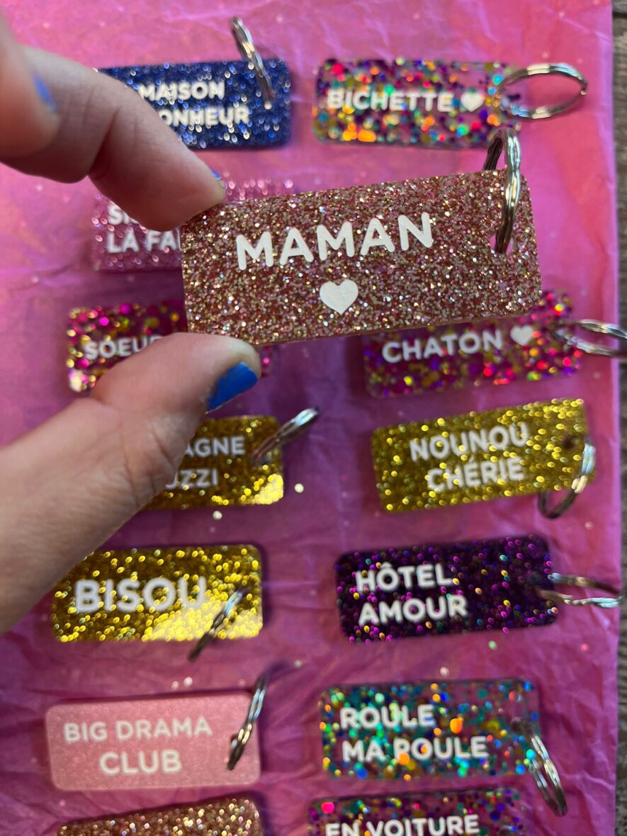 Porte-clefs paillettes Maman