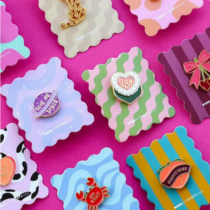 pin's et cartes