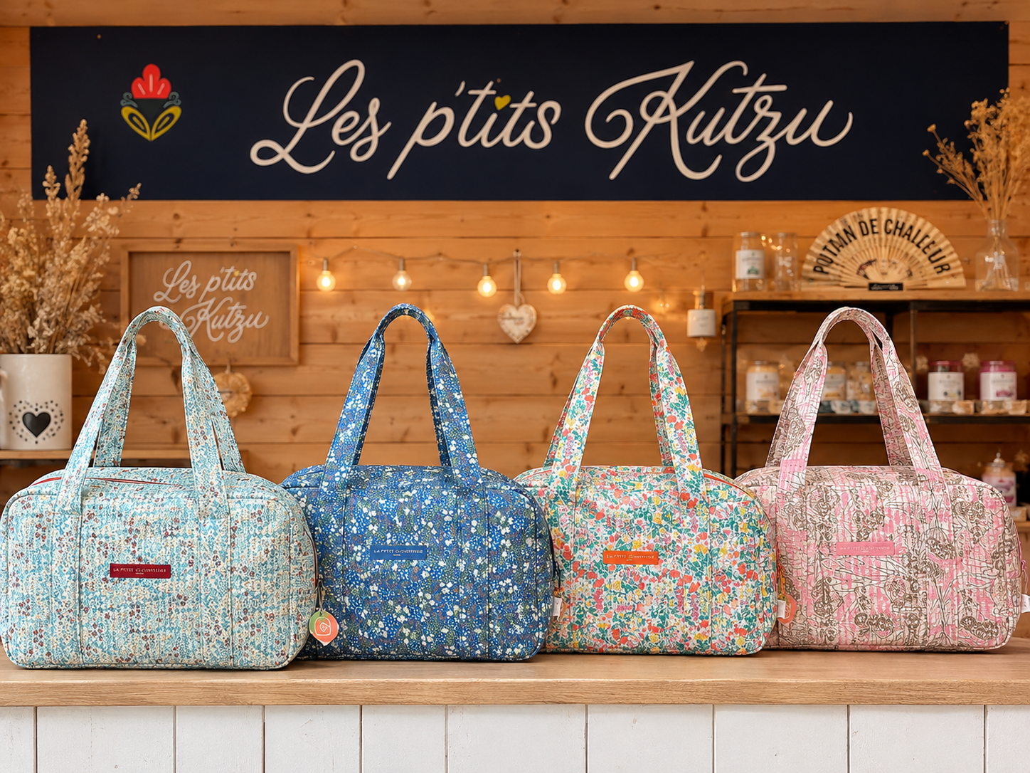 Sac week-end matelassé fleuri – Plusieurs coloris